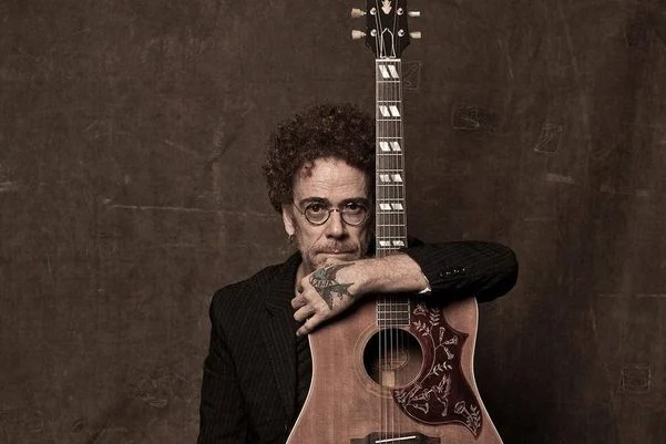 nando reis 1821096 article