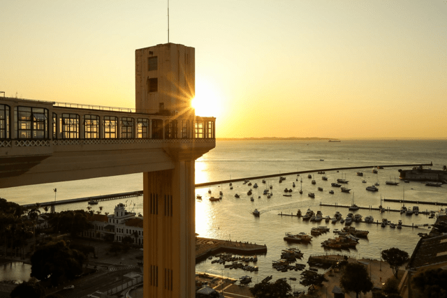 elevador lacerda 16 124 l Media