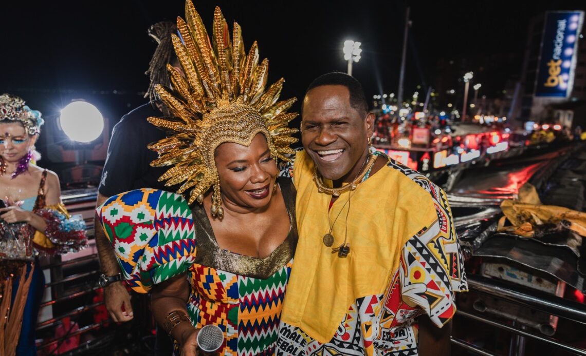 Margareth Menezes e Tatau Victor Hernandez Divulgacao 31A8294 2 Grande