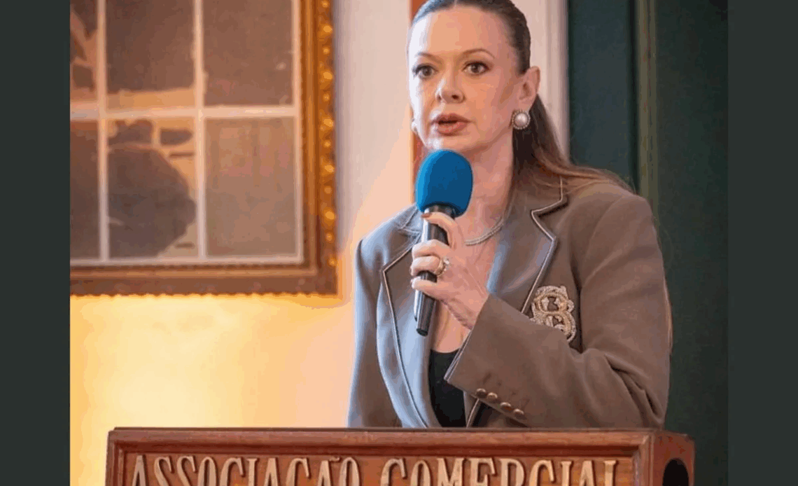 isabela suarez divulgacao