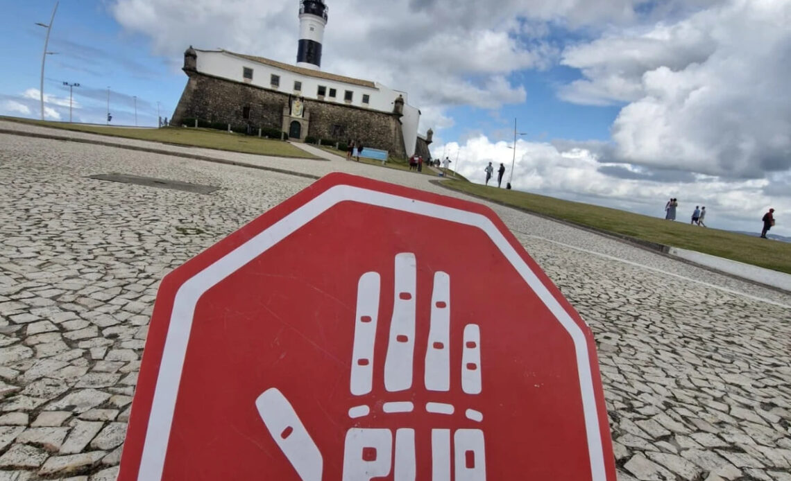 rua sinalizada divulgacao