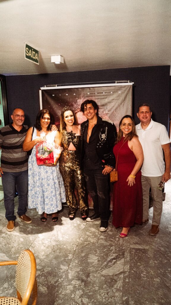 51d2d4c8 c8af 428c 9fac bb4b28592159