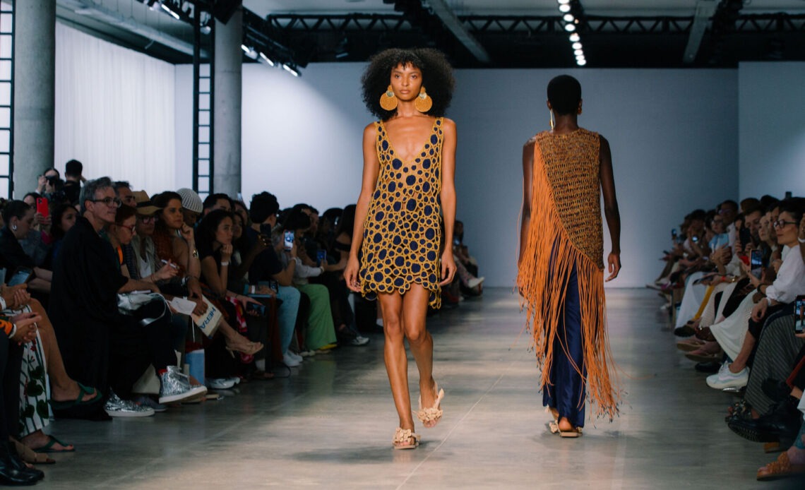 Havaianas no desfile da Catarina Mina na SPFW 06