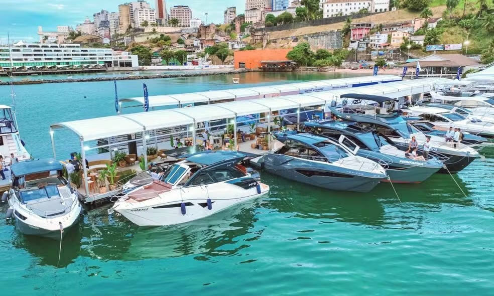 salvador boat show victor santos