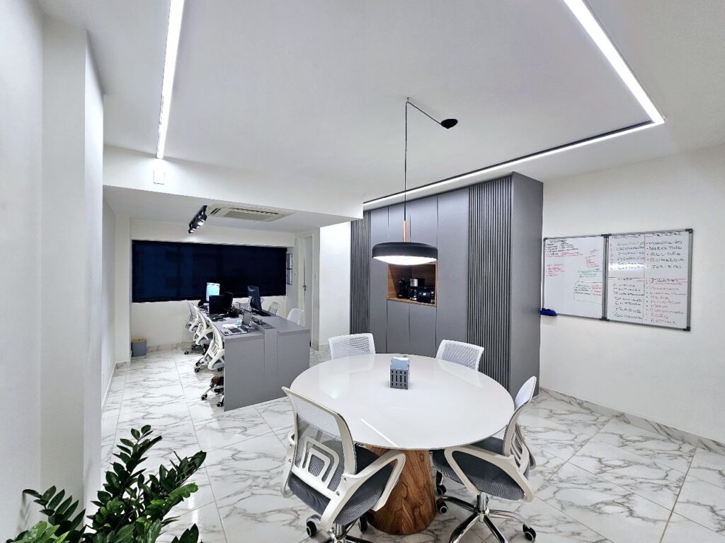 6f9f7378 663f 4c3b 940b 93c62550d717