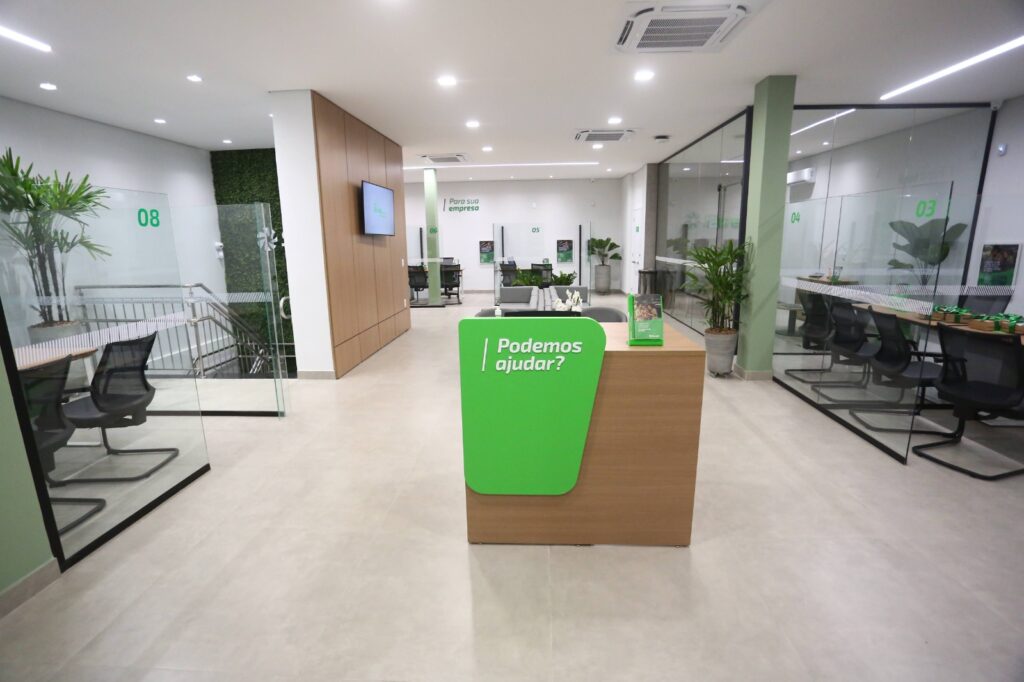 Sicredi inaugura nova agencia na Graca e reforca expansao em Salvador2