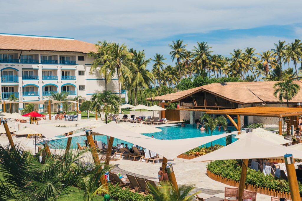 A reabertura do Mar Premium faz parte do plano de renovação da Costa do Sauípe, que já incluiu a elevação de categoria de outros hotéis do complexo.