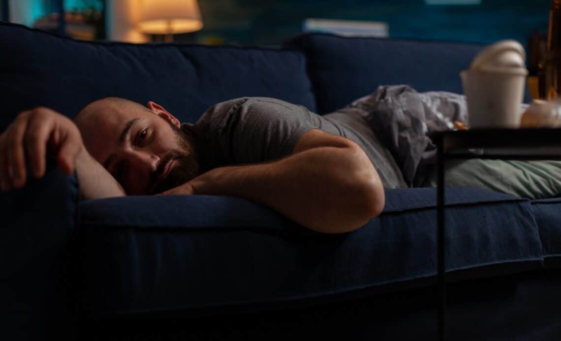 Dormir do jeito errado pode prejudicar a coluna: entenda as piores posições 1 coluna