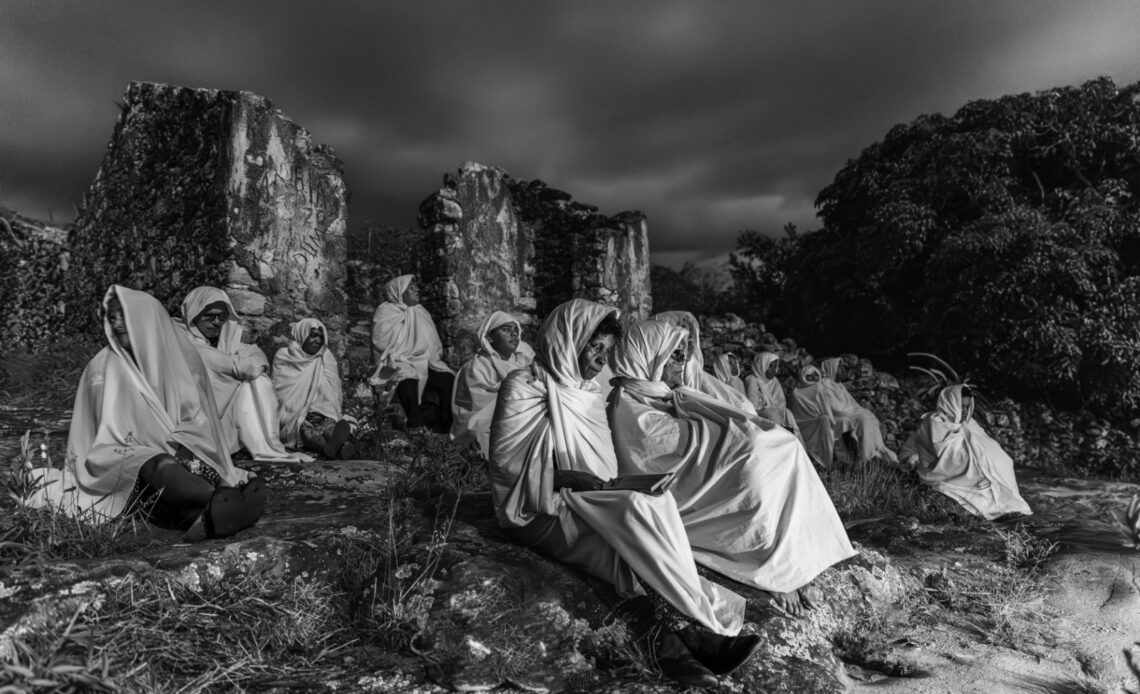 exposicao Terno das Almas capa