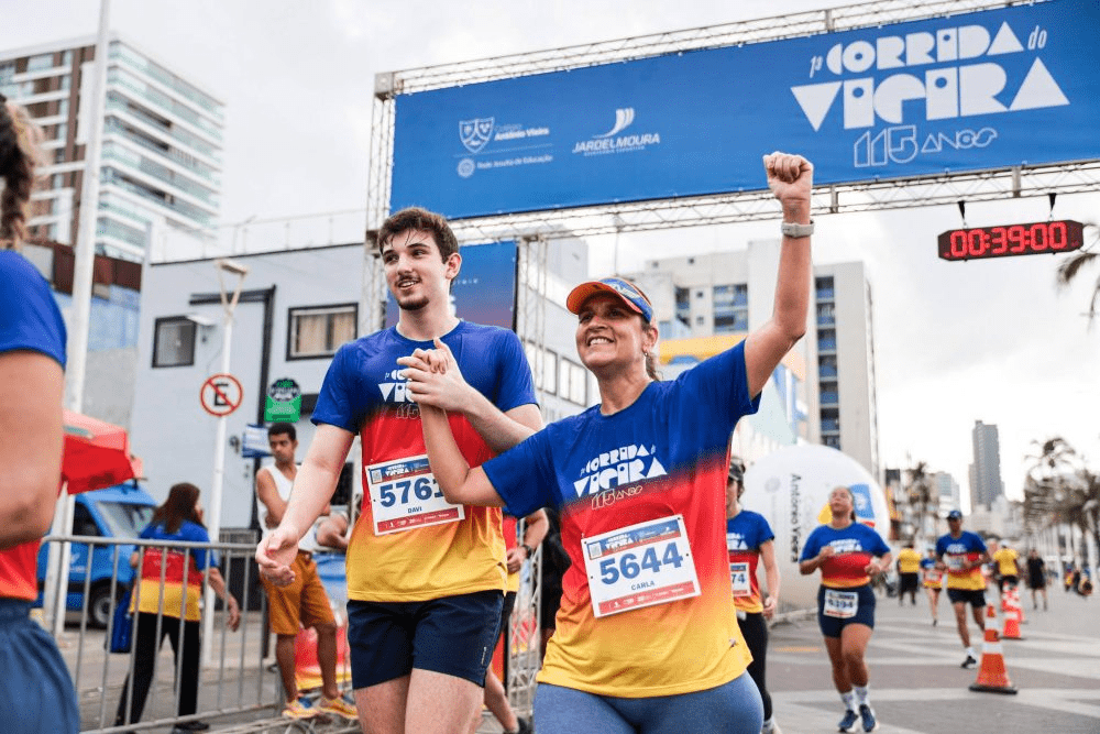 Corrida do Vieira reúne mais de 2 mil participantes e celebra aniversário de 115 anos do colégio 8 Além da prática esportiva, a Corrida do Vieira também destacou valores como convivência comunitária e promoção da saúde, princípios que fazem parte da proposta educativa do colégio.