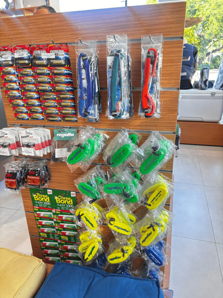 Regatta Salvador: Loja é referência no setor náutico 6 A Regatta Salvador também atua na venda de embarcações novas e seminovas.