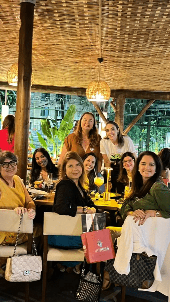 O grupo Amigas da Vitória completa 3 anos e promove encontro entre participantes.