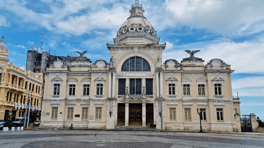 No aniversário de 477 anos de Salvador, explorar lugares é também revisitar a cidade sob uma perspectiva menos óbvia.