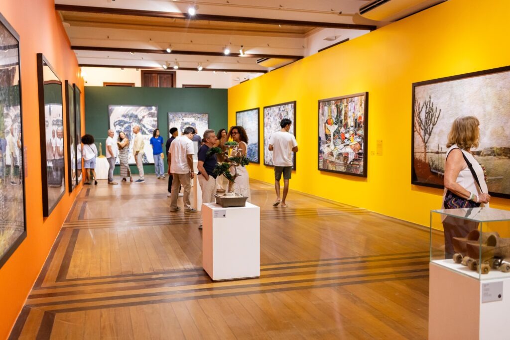 Com opções gratuitas e pagas, a agenda cultural do fim de semana passeia por diferentes linguagens e territórios