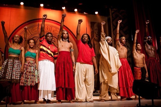 bando de teatro olodum foto maise