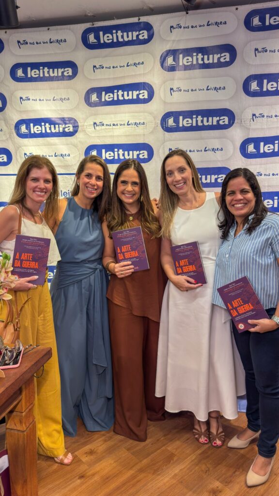 Fabiane Maimone movimenta sessões de autógrafos com livro entre os mais vendidos 2 WhatsApp Image 2026 05 22 at 16.56.01