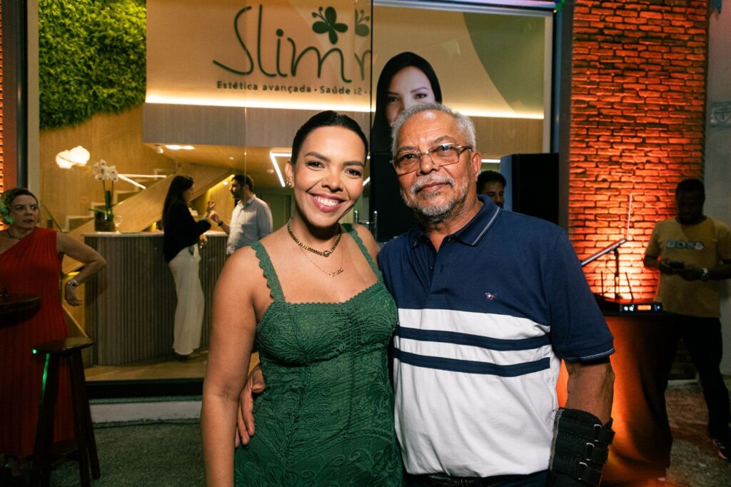 Clínica Slim comemora 20 anos com lançamento de mais uma edição da Revista Única 15 WhatsApp Image 2026 05 25 at 09.29.17