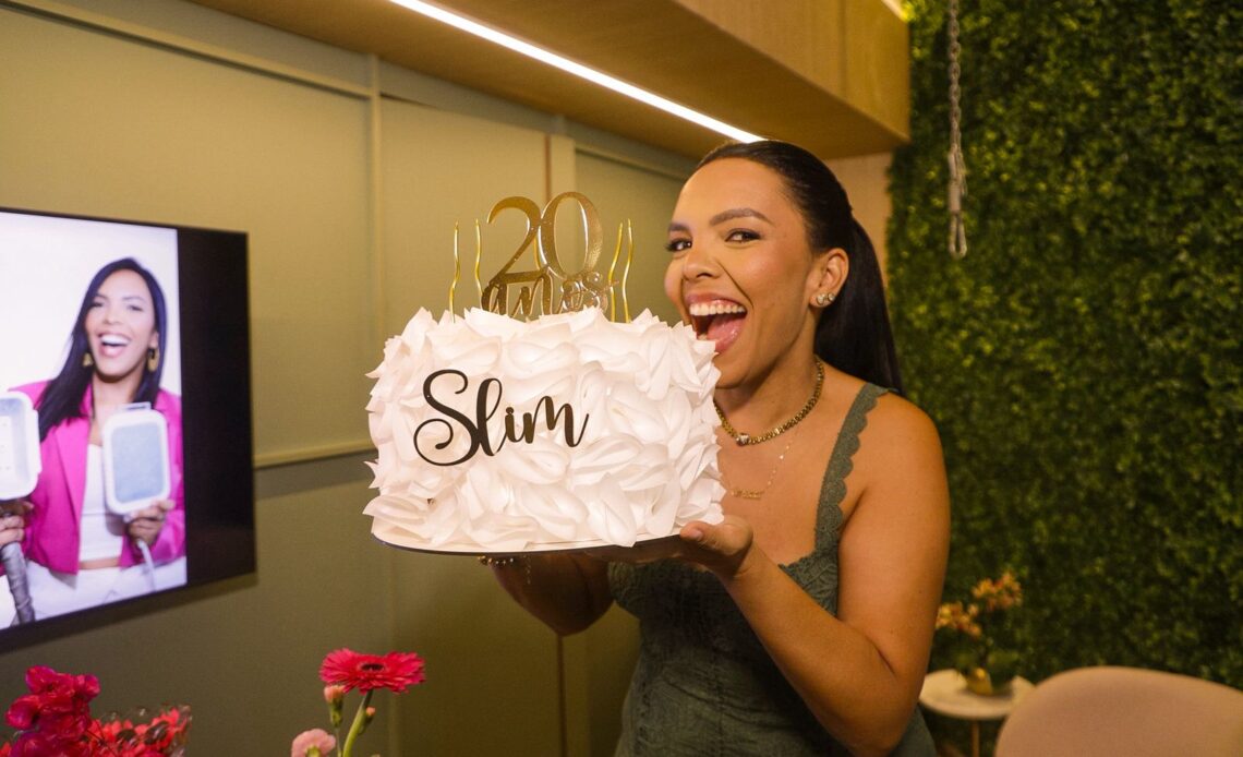 Clínica Slim comemora 20 anos com lançamento de mais uma edição da Revista Única 1 Clínica Slim