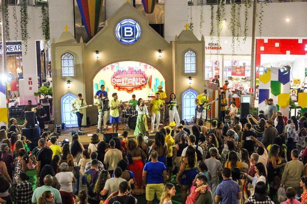 No Dia dos Namorados, Arraiá do Bela terá shows gratuitos e voo de balão 3 Arraia do Bela 4