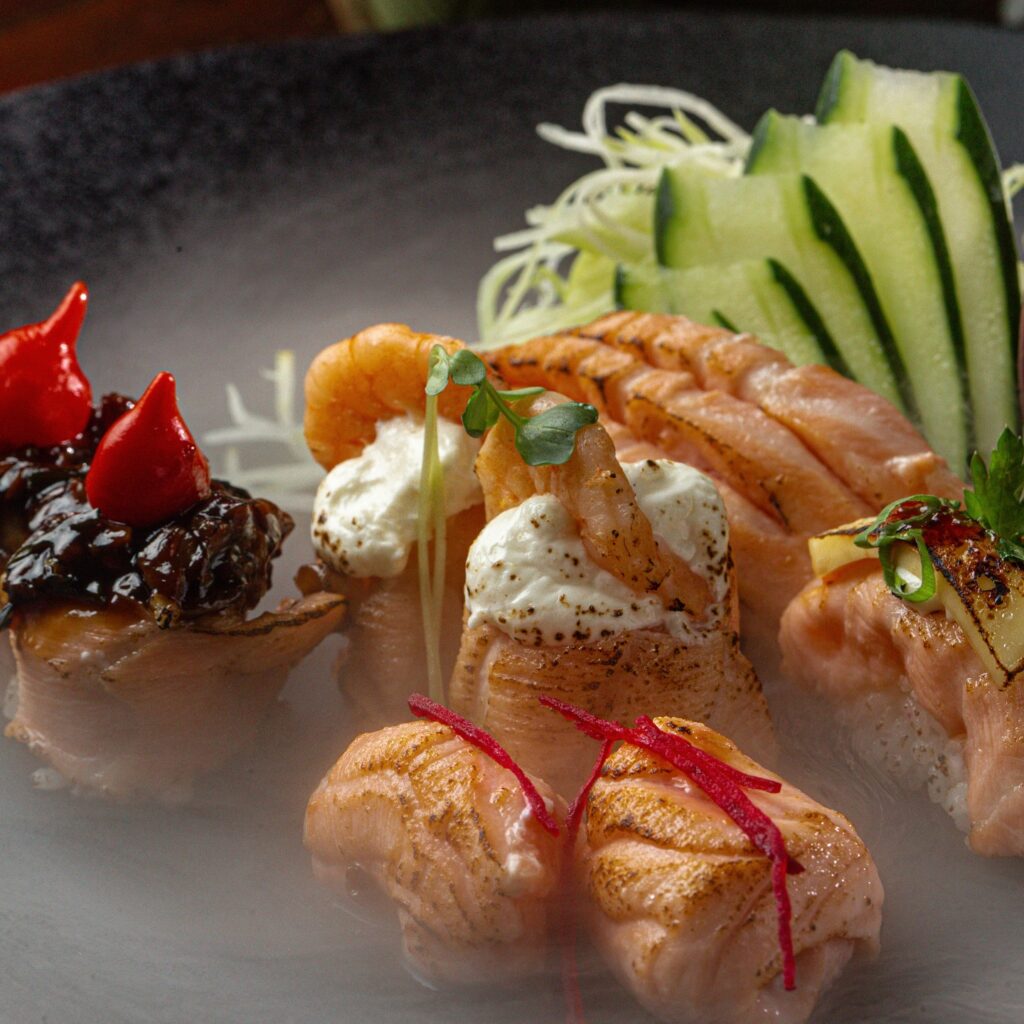 10 restaurantes para comer comida japonesa no Corredor da Vitória e região 10 Take