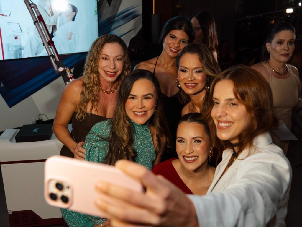 Áurea Dermatologia e Skintec apresentam nova tecnologia 7 WhatsApp Image 2026 07 08 at 15.08.39