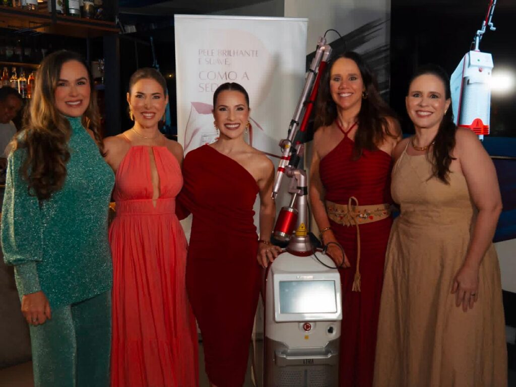 Áurea Dermatologia e Skintec apresentam nova tecnologia 4 WhatsApp Image 2026 07 08 at 15.08.41