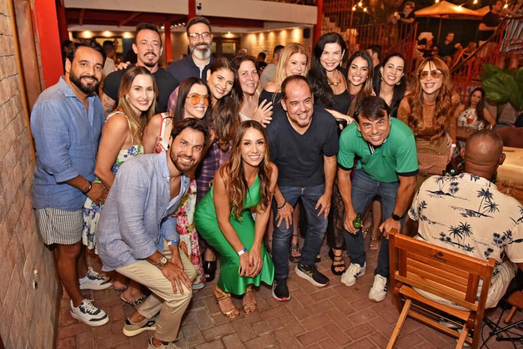 Ana Paula Lima celebra aniversário ao lado de amigos em Salvador 6 aniversario ana paula lima 11