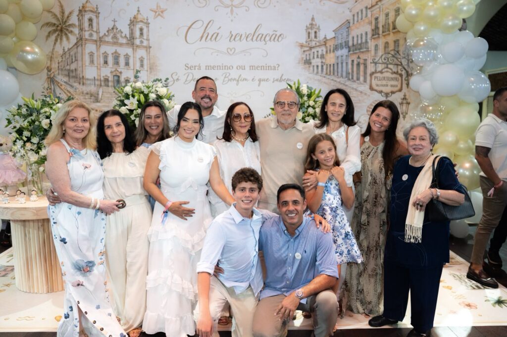 Gegê e Priscila Magalhães fazem chá revelação no Mercado Modelo 4 cha revelacao gege priscila bento salvador 6
