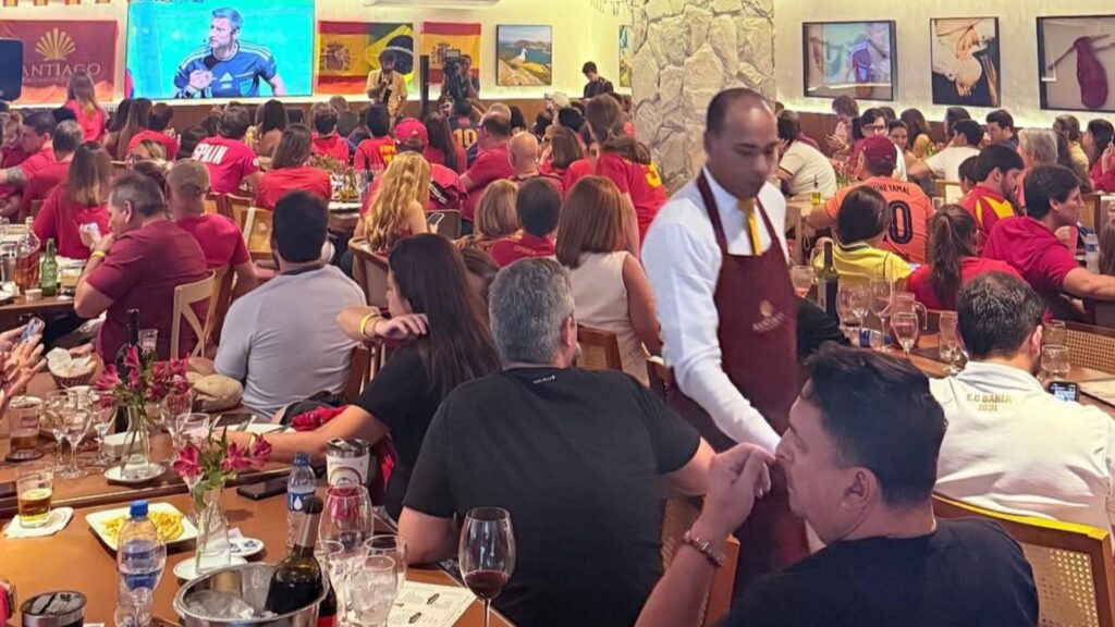 Espanha campeã: Torcida celebra título da Copa 2026 no Restaurante Santiago 3 espanha final copa santiago