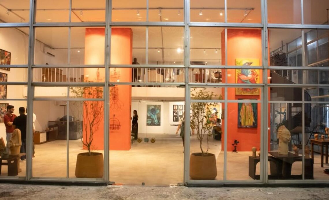Coleção une moda e expressão artística na Rua Chile 1 fala artes e design