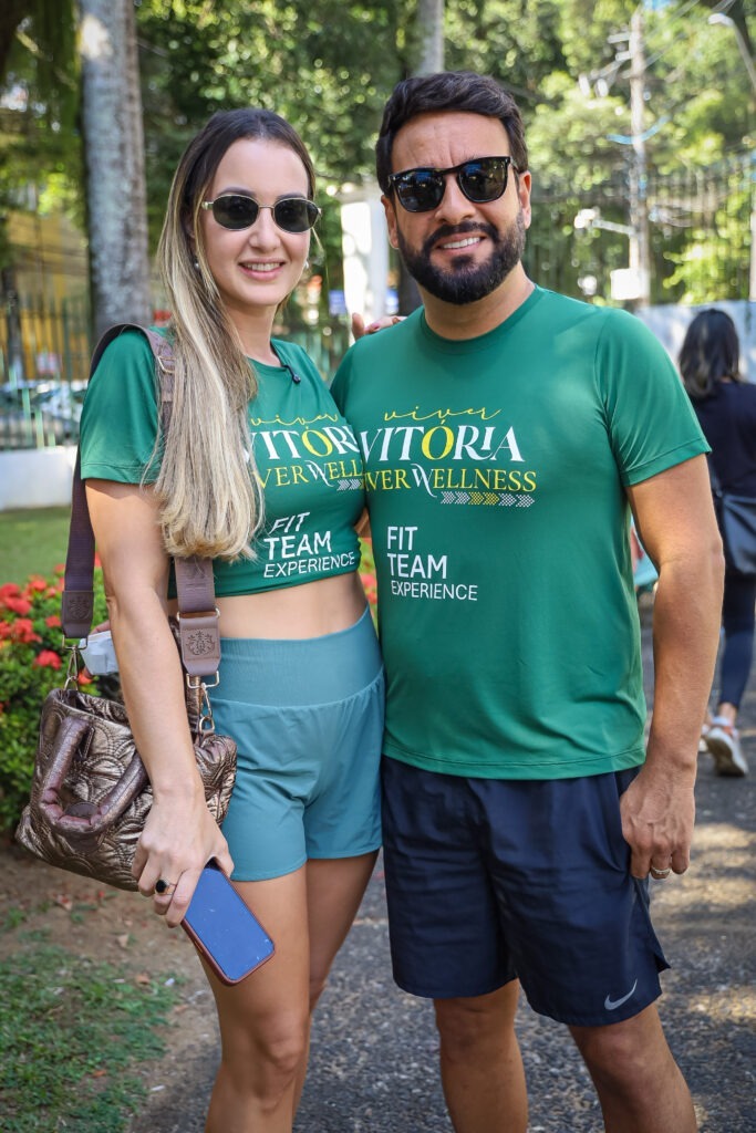 Revista Viver Vitória é lançada com manhã wellness no último sábado (22) 10 Laiz de Montee e Bruno Monteiro.jpg 1