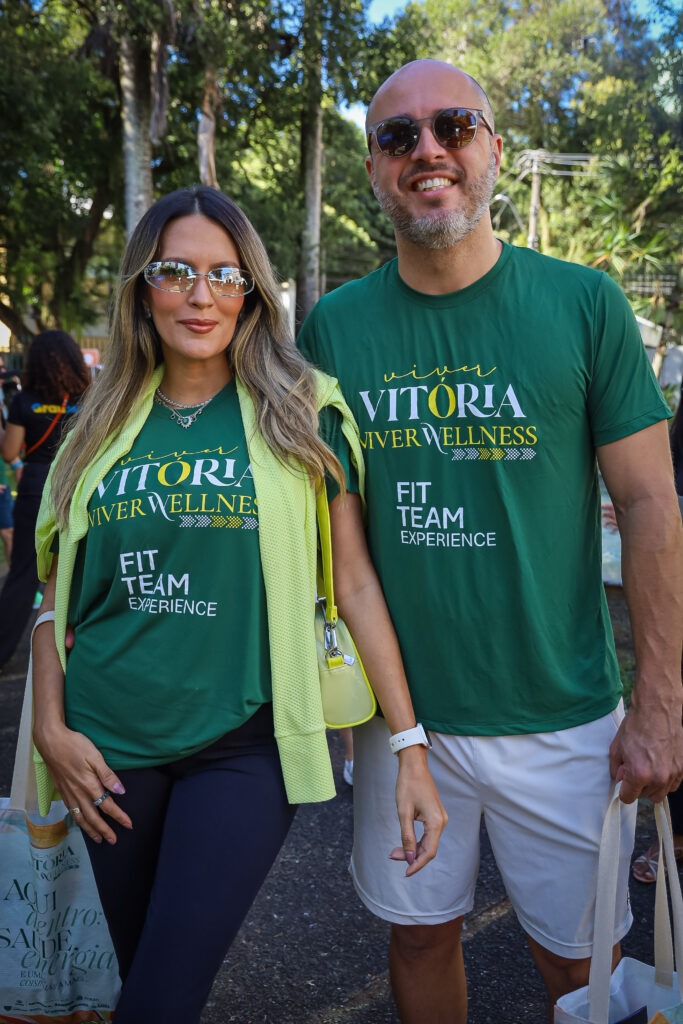Revista Viver Vitória é lançada com manhã wellness no último sábado (22) 6 Vivy Andrade e Hugo Leonardo.jpg 1