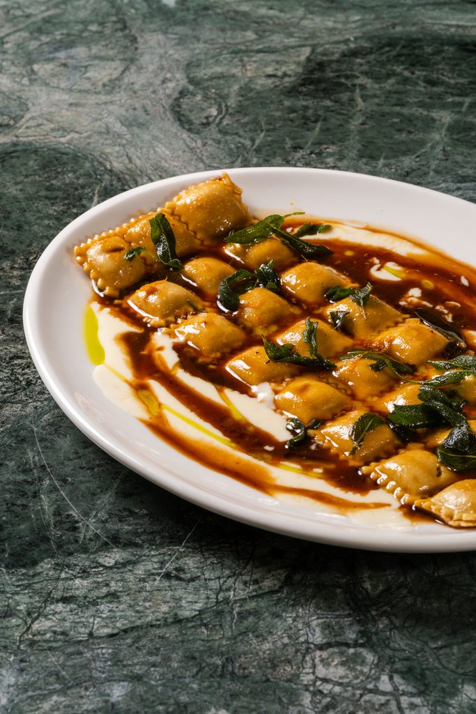 Vona estreia menu completo com novidades em entradas, principais e sobremesas 3 Raviolini di Pato Laranja Hoisin 1